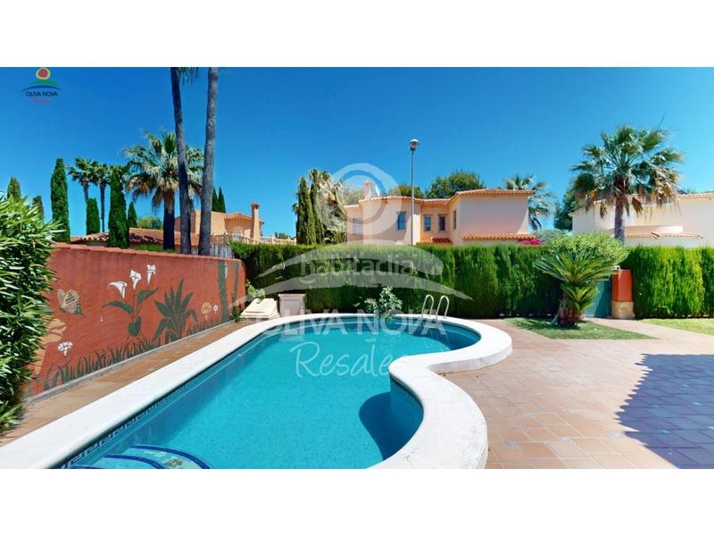 Foto 480acf83-ce3e-45bd-bb94-53df92e37b89. Casa con parcheggio piscina in Oliva nova Oliva