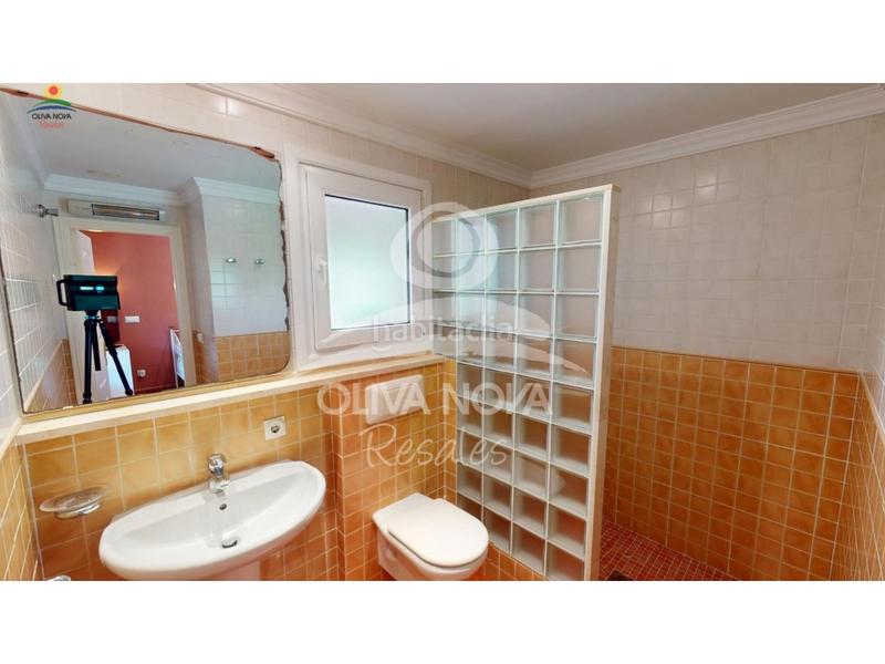 Foto e33b0eaf-9fc8-4dfb-96d2-8558a2ae2424. Casa con parcheggio piscina in Oliva nova Oliva