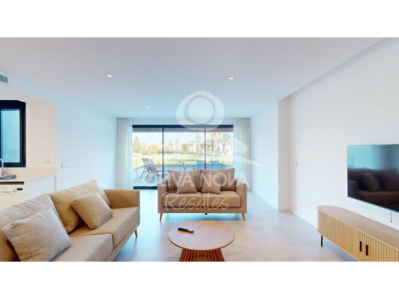 Foto f8c3d94b-8e24-41b4-bfc2-87f8f6a421c9. Appartement avec parking piscine dans Oliva nova Oliva