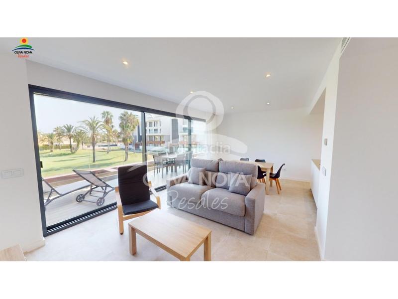 Foto 1d8ccc4b-09e0-4ee5-b709-08d55d43fd98. Apartament amb aparcament piscina a Oliva nova Oliva