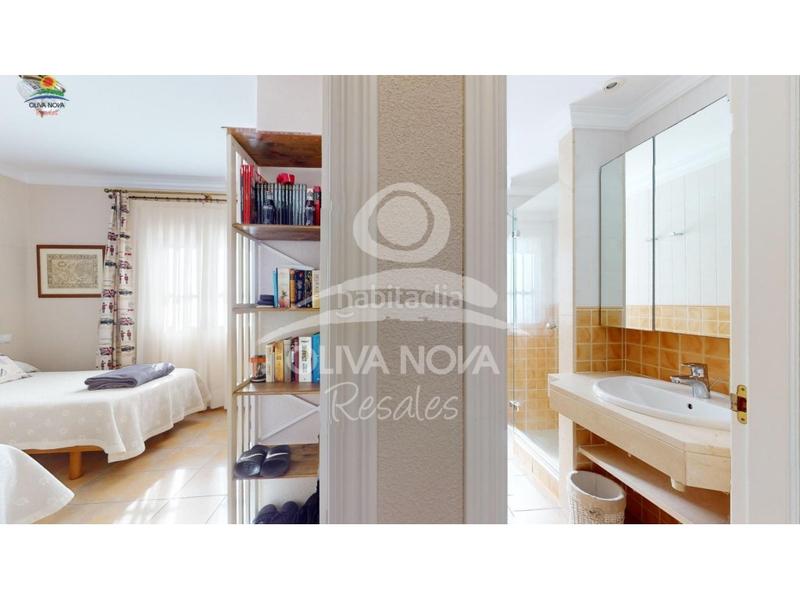 Foto 0308f4c4-f1c5-48cb-8bf3-fdef994b8c71. Maison avec parking dans Oliva nova Oliva