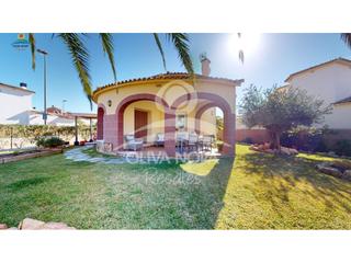 Casa a Oliva Nova. Villa sec. ii mz. f2, 25
