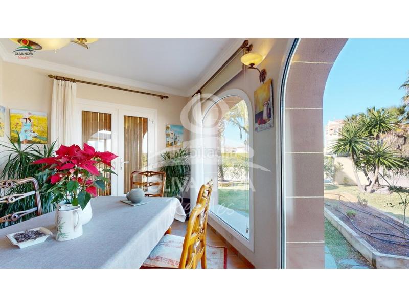 Foto 1afa2a9f-dbf0-492c-acff-abf549dd7f46. Maison avec parking dans Oliva nova Oliva