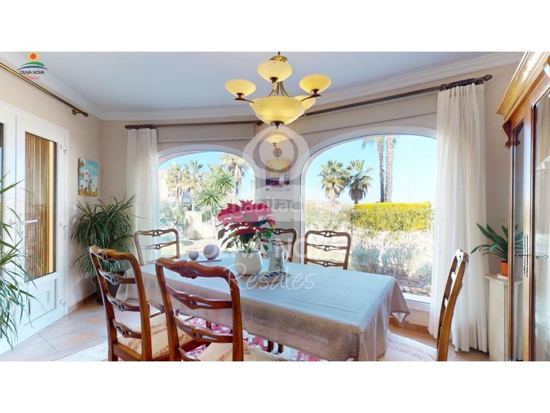 Foto 1fa24024-76f7-43b2-8487-d04e10d72f13. Maison avec parking dans Oliva nova Oliva