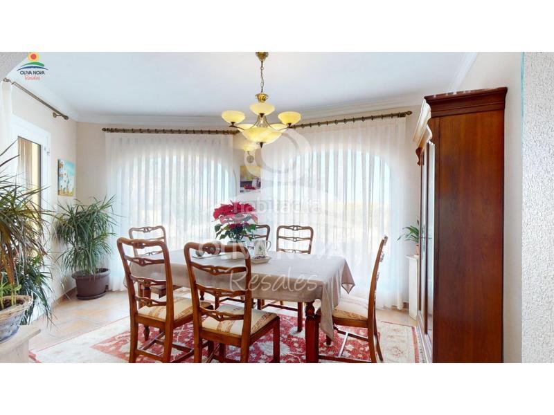 Foto 28ad6981-73ee-4545-85cb-41cc7dac7b82. Maison avec parking dans Oliva nova Oliva