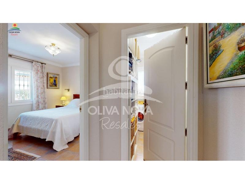 Foto 63f0a0ae-3dda-4088-a4f3-2a64f1089a00. Maison avec parking dans Oliva nova Oliva