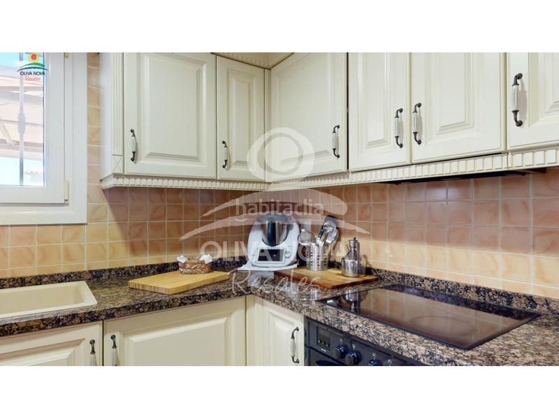 Foto bcfc6863-e9cc-4c07-b99b-8684037b85c5. Maison avec parking dans Oliva nova Oliva