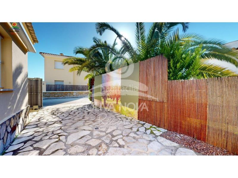 Foto c1cc5f5d-9d36-44b3-a47c-48e20eb520f1. Maison avec parking dans Oliva nova Oliva