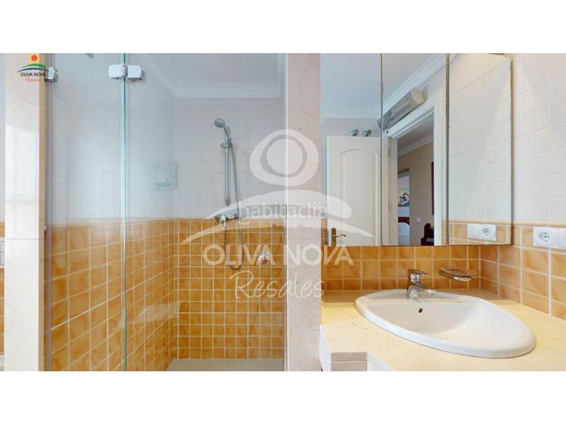 Foto d20a02a0-2c10-4fbb-ab49-93b39e64f6ba. Maison avec parking dans Oliva nova Oliva