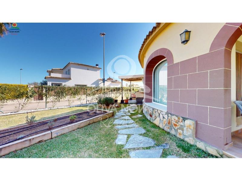 Foto e978d952-fb01-4e85-b5ef-ed9a346c00a2. Maison avec parking dans Oliva nova Oliva