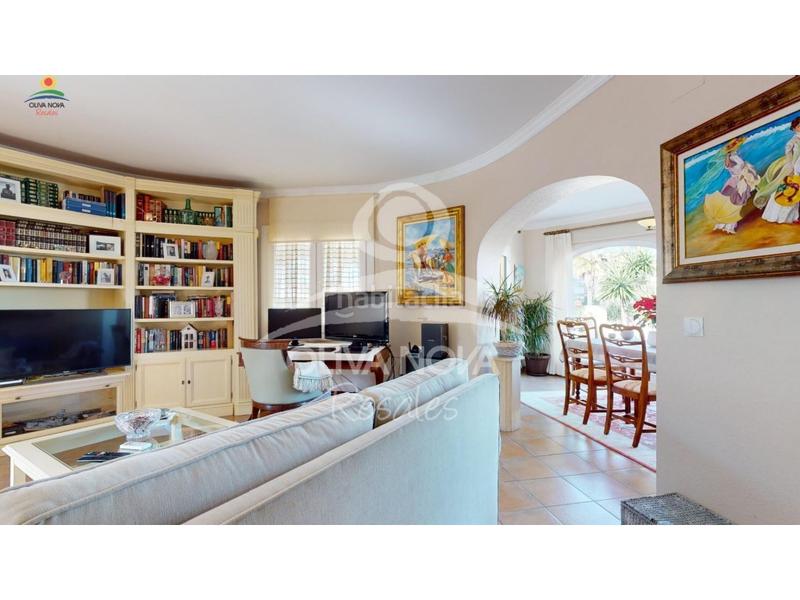 Foto f8096f4a-27fa-4d0b-ae4c-ee0350b12056. Maison avec parking dans Oliva nova Oliva