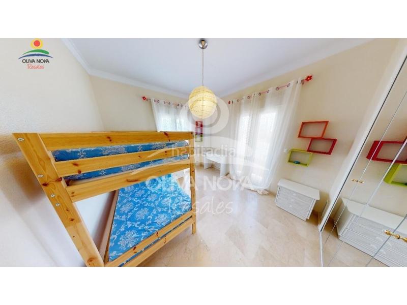 Foto 020d0aae-e52a-4664-a5db-87b442880ece. Attique avec parking piscine dans Oliva nova Oliva