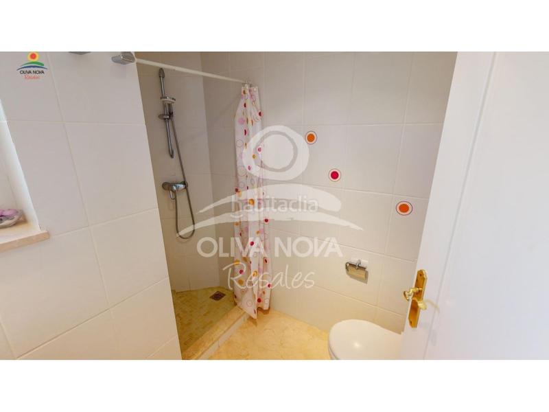 Foto 5ea3a00f-22d8-4969-8fd6-7ed4941aee06. Attique avec parking piscine dans Oliva nova Oliva