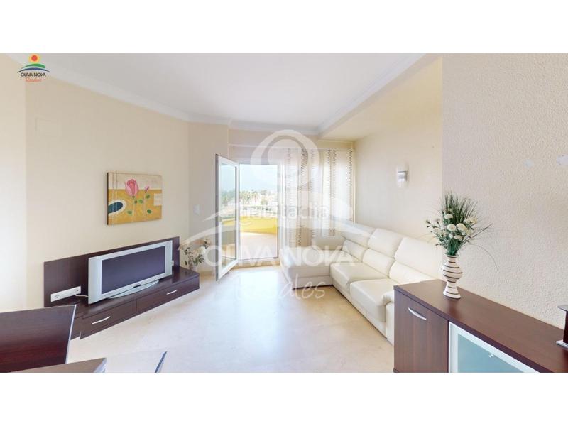 Foto 828e5f5c-104e-4209-804e-5f37214f896c. Attique avec parking piscine dans Oliva nova Oliva