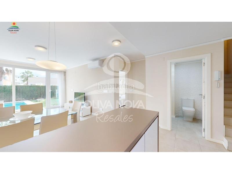 Foto f7d7f975-2787-4bca-9d47-308e3bd9e098. Casa adosada malibú beach iii, 17 en Oliva nova Oliva