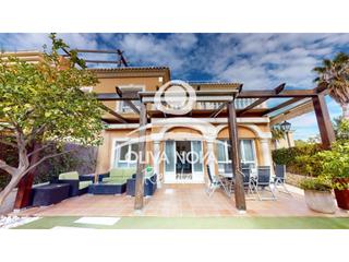 Casa adossada  Avenida gaudi. Las palmeras, 105