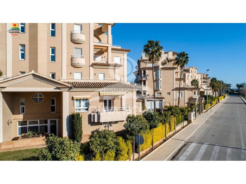 Foto 07ded83f-3ade-4b82-9e49-dbd46cba179f. Appartement avec parking piscine dans Oliva nova Oliva