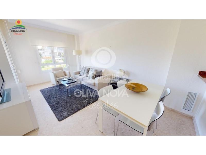 Foto 475762bf-f06c-40c4-b651-263f618b8407. Appartement avec parking piscine dans Oliva nova Oliva