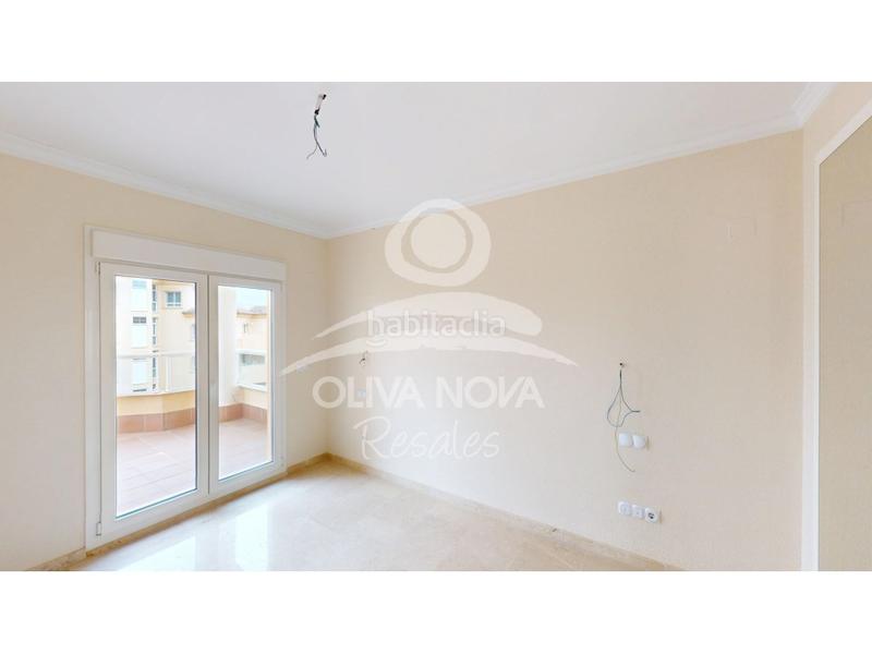Foto bb59e9cf-7c2d-4800-9719-d06b9f845bc4. Apartamento golf y mar, 6301 en Oliva nova Oliva