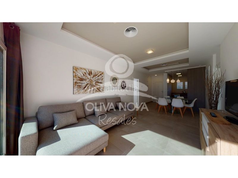 Foto 3c26663b-eb8c-4b95-ad66-68909386b8c3. Apartament amb aparcament piscina a Oliva nova Oliva