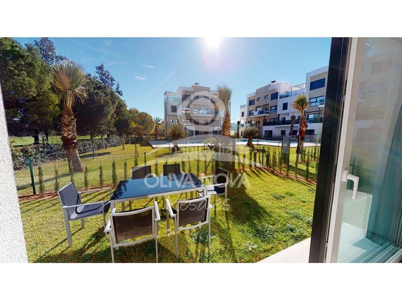 Foto 83406353-9f5b-456e-9253-e92e95231025. Apartament amb aparcament piscina a Oliva nova Oliva