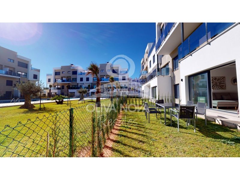 Foto d73cc40e-b520-4edc-8031-0bbedd31b47d. Apartament amb aparcament piscina a Oliva nova Oliva