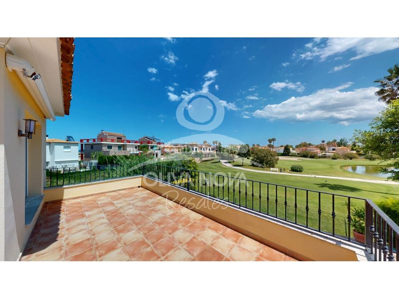 Foto 08e562c2-1ac7-4efc-a15e-1a48493d89d8. Casa amb aparcament piscina a Oliva nova Oliva