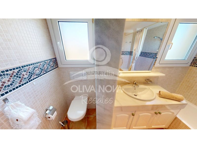 Foto 1464f269-d2c8-4360-ba34-d98ee5b745cd. Casa amb aparcament piscina a Oliva nova Oliva