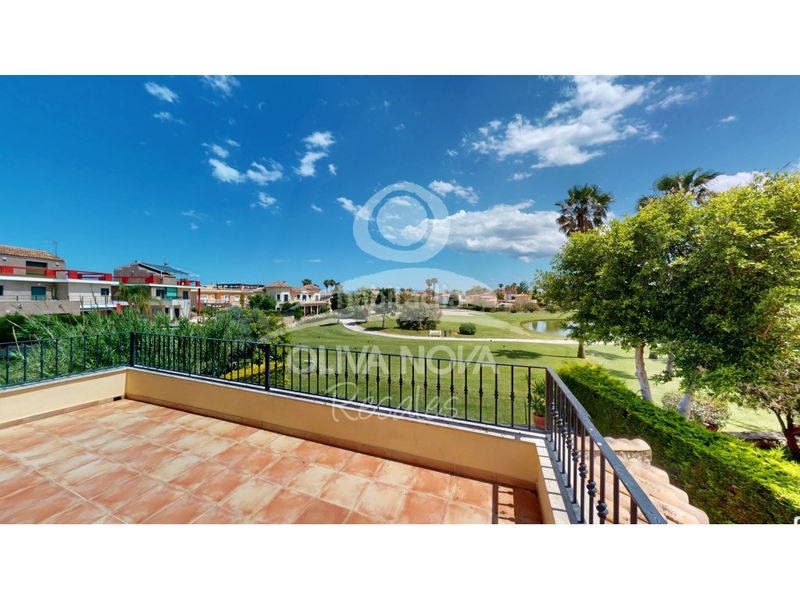 Foto 217d3f5a-bbe4-4232-bed8-7e326b658cdf. Casa amb aparcament piscina a Oliva nova Oliva