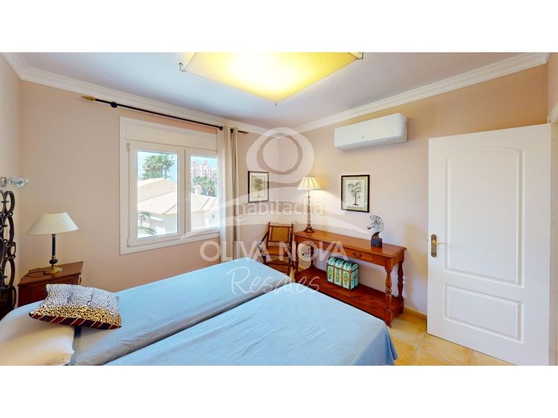 Foto 4fb8ef39-e77e-4a4c-a534-7be2def4c3ff. Casa amb aparcament piscina a Oliva nova Oliva