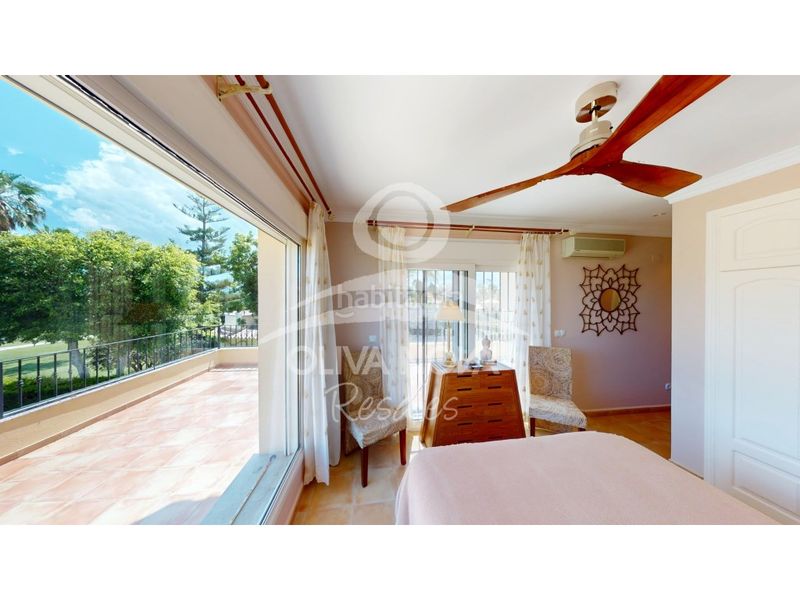 Foto f8f73955-5d6a-4689-bf0c-5c1b59c5ae72. Casa amb aparcament piscina a Oliva nova Oliva