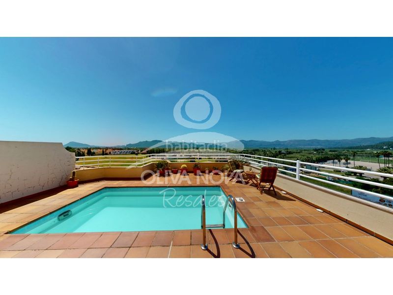 Foto a9e62ada-ea35-4ee0-a7c4-3c82720f88f2. Àtic amb aparcament piscina a Oliva nova Oliva