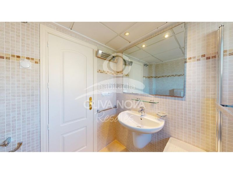 Foto 6661385b-b549-46d9-8d2d-a49b6f27e5f0. Apartament amb aparcament piscina a L'Almadrava - L'Estanyó Dénia