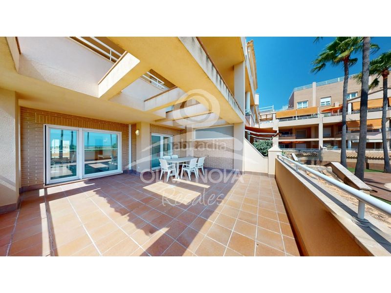 Foto a9f7e4ae-e703-4183-9064-13716defe4af. Apartament amb aparcament piscina a L'Almadrava - L'Estanyó Dénia