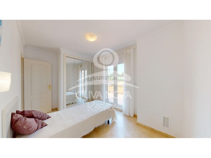 Foto ec20a0b5-4c07-4d3e-a071-345685f378c6. Apartament amb aparcament piscina a L'Almadrava - L'Estanyó Dénia