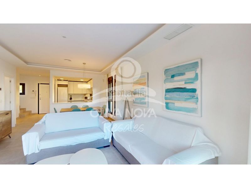Foto bc70a3e7-4f6e-4228-8b02-69e2205855ce. Casa adossada amb aparcament a Oliva nova Oliva
