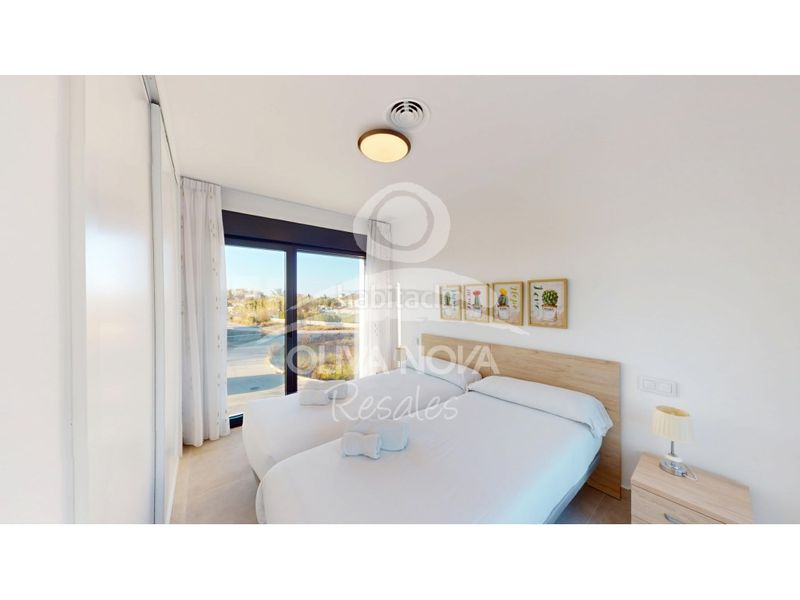 Foto da597bbb-f5ca-4223-afad-e6d7faac0eeb. Casa adossada amb aparcament a Oliva nova Oliva