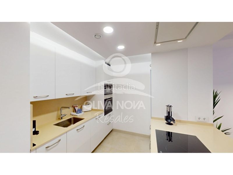 Foto 2a683265-9768-4b26-9098-959e0e403438. Apartament amb aparcament piscina a Oliva nova Oliva