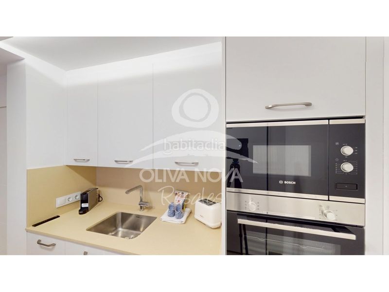 Foto 3f785c24-b403-4fdc-b074-7b1322c37140. Apartament amb aparcament piscina a Oliva nova Oliva
