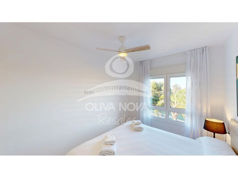 Foto 07f9845f-0ee2-46b4-8473-868a23fb3858. Apartament amb aparcament piscina a Oliva nova Oliva