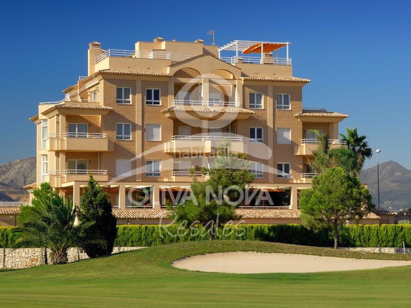 Foto e5710621-904a-4428-adbd-2cd0c8ccd9c8. Apartament amb aparcament piscina a Oliva nova Oliva