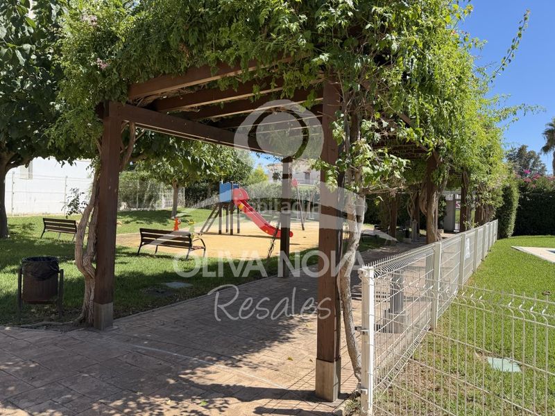 Foto ea438acb-4df3-4457-878c-a79f7330cab4. Appartement mit parking pool in Les Bassetes - El Marjal Dénia