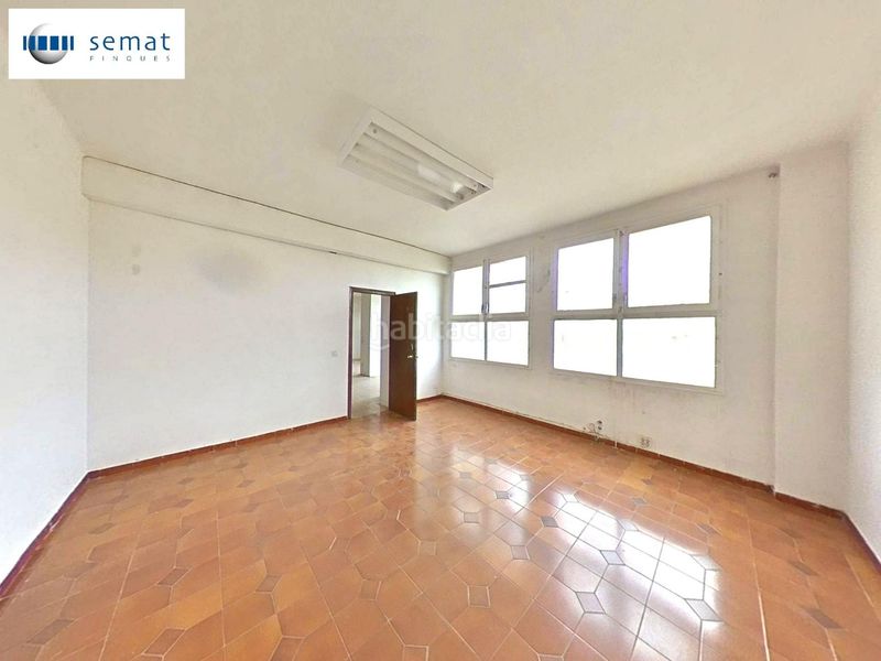 Foto d558ee98-a41e-4fb6-878b-37dc60ed8c33. Local comercial a Cervera