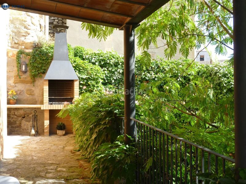 Foto 15169335-72b2-4ec6-b30f-dbd3e6d6b55b. Casa amb aparcament a Cervera