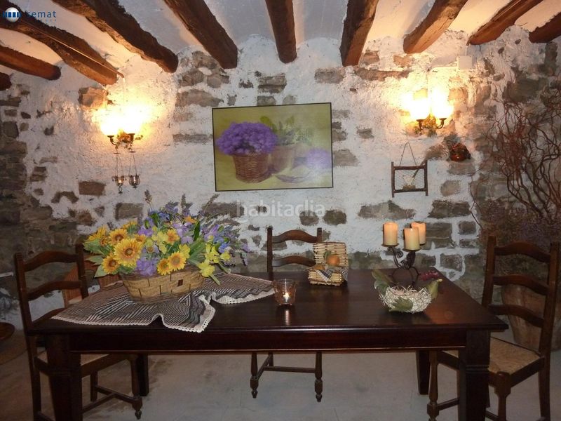 Foto 5ea6c1ad-3ac5-459f-bfa3-a6c098196401. Casa amb aparcament a Cervera