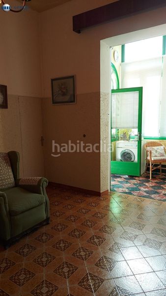 Foto 6109cbfa-99fb-48be-9580-8889fbbc5ea0. Casa amb aparcament a Cervera