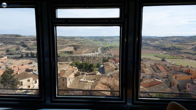 Foto 8a0d3c73-d96b-400e-a0be-05c7ff66ed11. Casa amb aparcament a Cervera