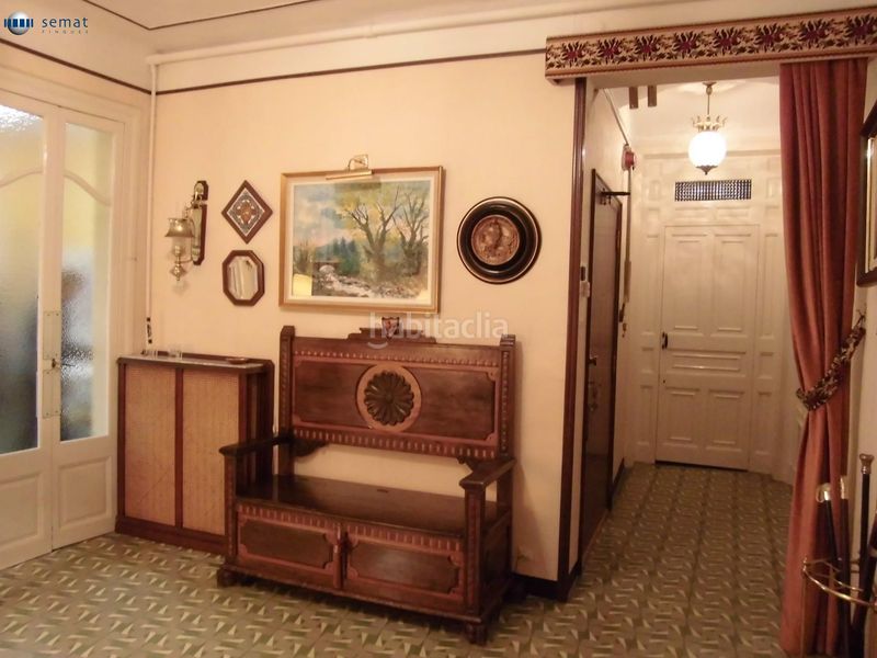 Foto b6035218-b6da-4a63-aef6-ae33344bb8bf. Casa amb aparcament a Cervera