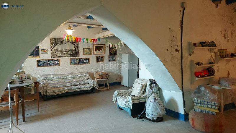 Foto c509f09c-6581-4056-881c-a8460976b26b. Casa amb aparcament a Cervera