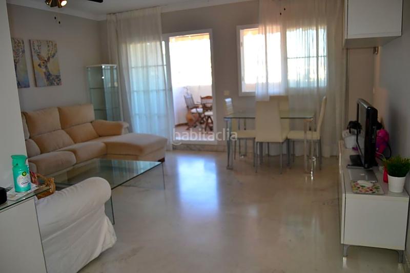 Foto 358e4d31-86c4-4469-a991-3c798a2ff28a. Appartamento con riscaldamento parcheggio piscina in Benalmádena